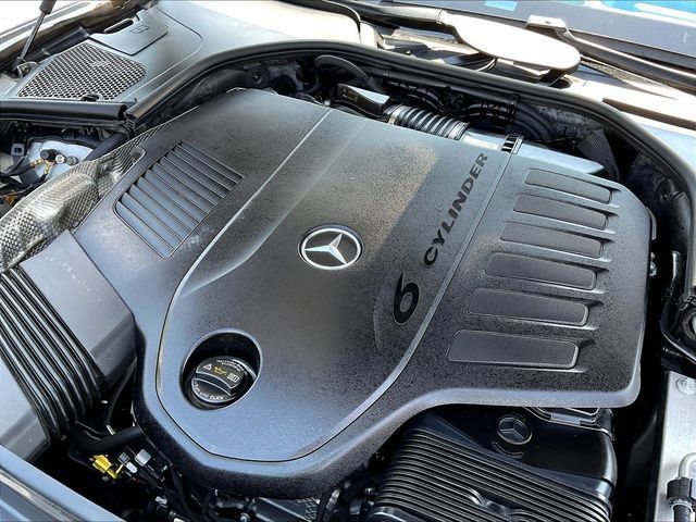 Used 2023 Mercedes-Benz S 500 4MATIC image 32