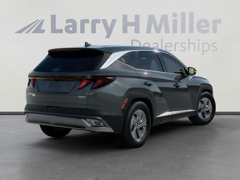 New 2026 Hyundai Tucson Blue SE FWD image 4