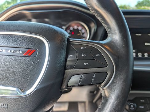 Used 2019 Dodge Challenger SXT RWD image 23