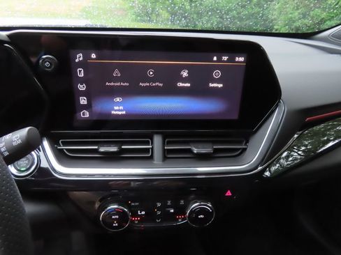 New 2026 Chevrolet Trax RS w/ Driver Confidence Package FWD image 5