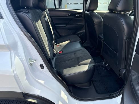 Used 2024 Mitsubishi Eclipse Cross SE image 14