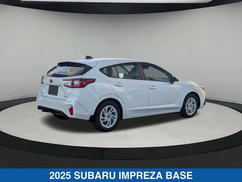 Certified 2025 Subaru Impreza 2.0i AWD/4WD image 4