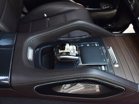 Used 2022 Mercedes-Benz GLE 350 w/ AMG Line Exterior image 28