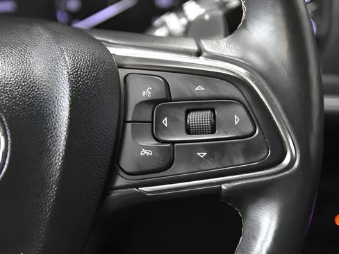 Used 2023 Buick Envision Preferred image 16