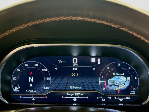 Used 2023 GMC Yukon XL AT4 w/ Technology Package AWD/4WD image 12