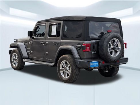 Used 2021 Jeep Wrangler Unlimited Sahara AWD/4WD image 4
