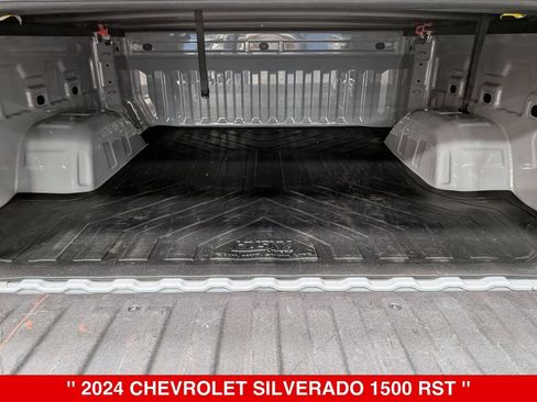 Used 2024 Chevrolet Silverado 1500 RST AWD/4WD image 28