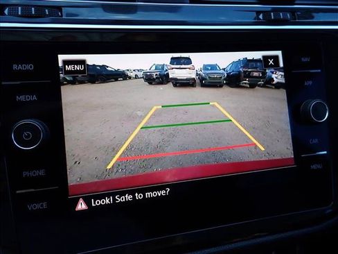 Used 2019 Volkswagen Tiguan S FWD image 24