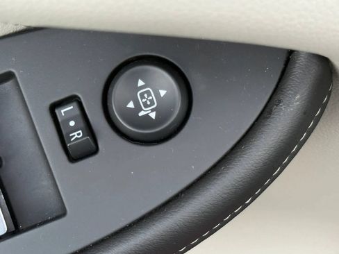 Used 2019 Cadillac CTS Sedan RWD image 35