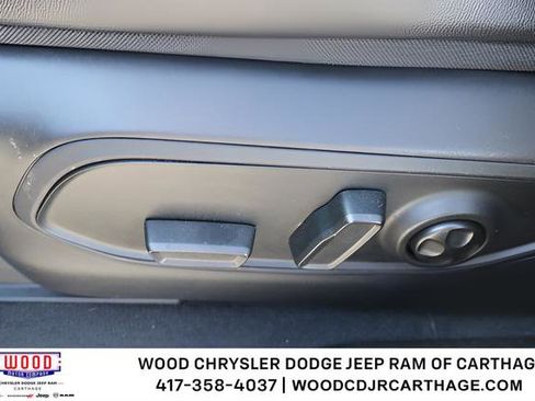 Used 2024 Jeep Grand Cherokee Limited AWD/4WD image 24