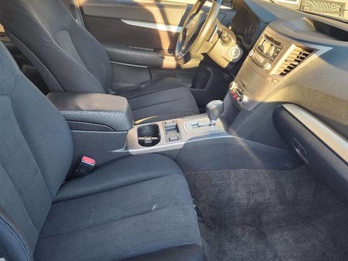 Used 2013 Subaru Outback 2.5i Premium w/ All-Weather Pkg image 15