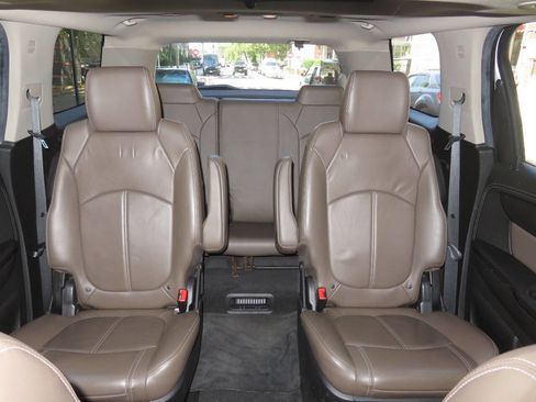 Used 2016 GMC Acadia SLT w/ Premium Edition image 22