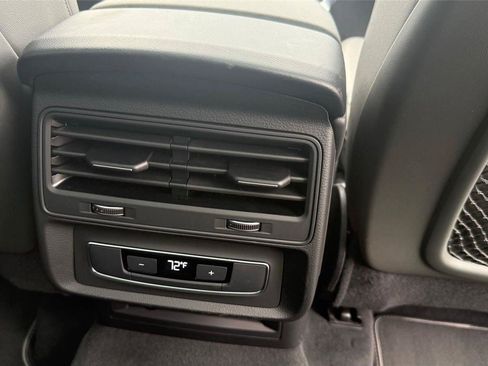 Used 2025 Audi Q7 3.0T Premium Plus AWD/4WD image 32