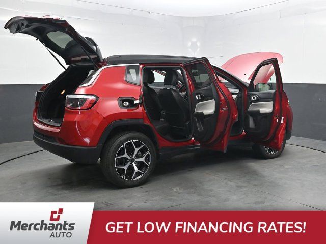 Used 2025 Jeep Compass Limited AWD/4WD image 52