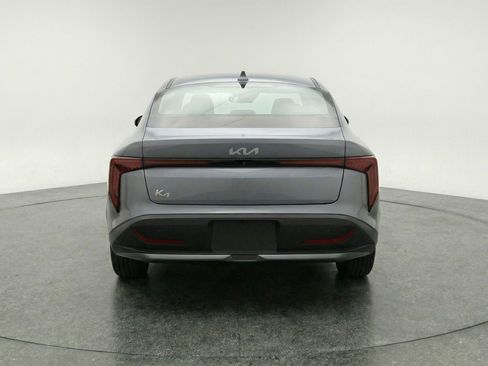 Used 2025 Kia K4 LXS image 7