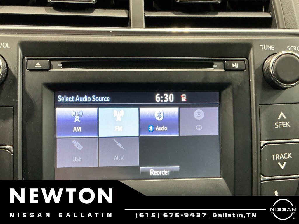Used 2017 Toyota Camry SE FWD image 23
