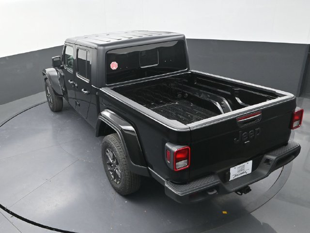 New 2026 Jeep Gladiator Sport AWD/4WD image 14