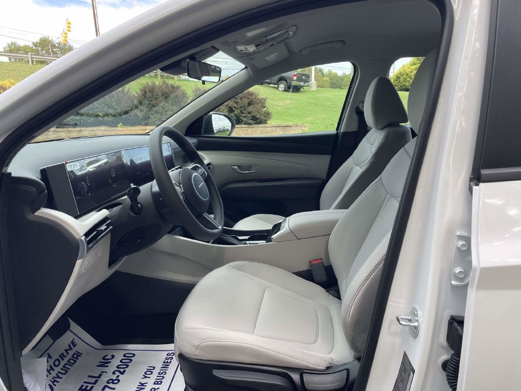 New 2026 Hyundai Tucson SE AWD/4WD image 16
