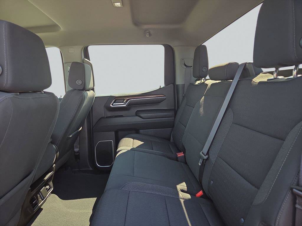 Used 2023 Chevrolet Silverado 1500 LT AWD/4WD image 27