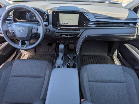 Used 2026 Toyota Camry LE image 4