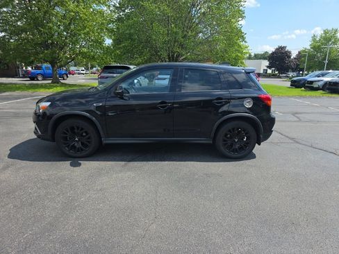 Used 2018 Mitsubishi Outlander Sport AWD image 4