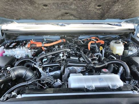 Used 2025 Toyota Land Cruiser w/ Premium Package image 25