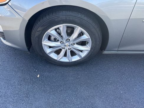 Used 2024 Chevrolet Malibu LT image 9