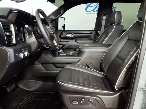 Used 2024 GMC Sierra 2500 AT4X AWD/4WD image 7