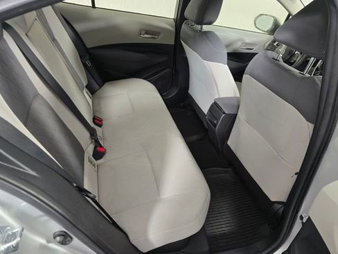 Used 2020 Toyota Corolla LE image 13