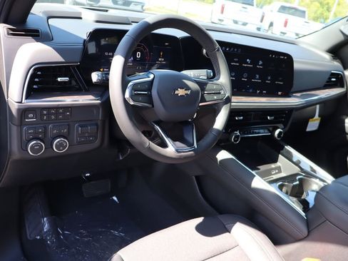New 2026 Chevrolet Suburban LS w/ Max Trailering Package AWD/4WD image 6