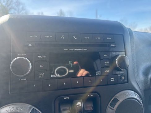 Used 2016 Jeep Wrangler Unlimited Sport w/ Quick Order Package 24S image 20