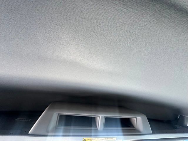 Used 2019 Ford Transit 250 148 Medium Roof RWD image 16