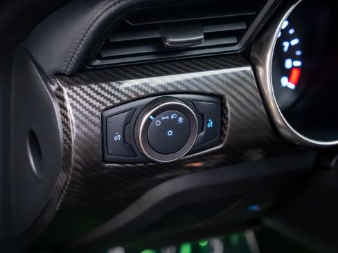 Used 2020 Ford Mustang Shelby GT350 w/ Technology Package RWD image 21