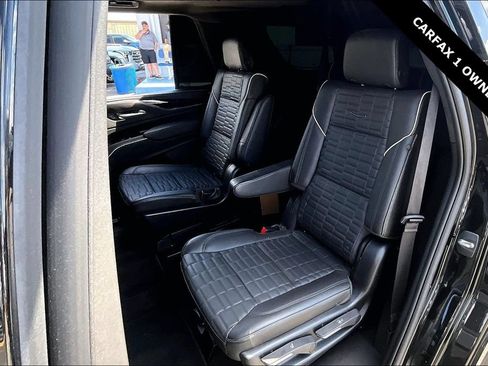Used 2024 Cadillac Escalade V w/ LPO, ONYX Package AWD/4WD image 22
