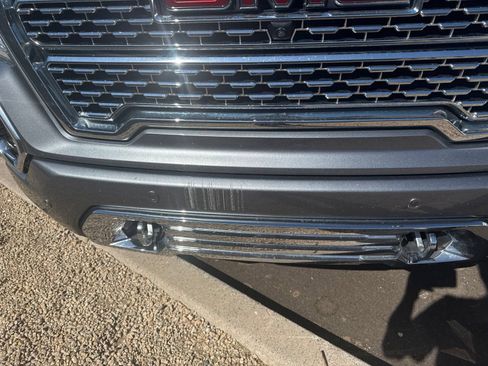 Used 2020 GMC Sierra 1500 Denali w/ Denali Ultimate Package AWD/4WD image 19
