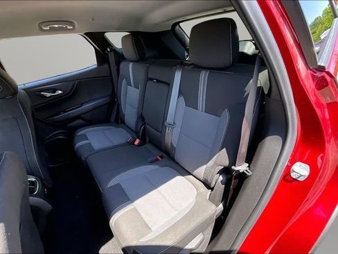 Used 2025 Chevrolet Blazer LT AWD/4WD image 26