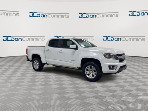 Used 2020 Chevrolet Colorado LT w/ LT Convenience Package image 2