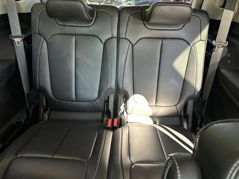 Certified 2021 Jeep Grand Cherokee L Limited image 16