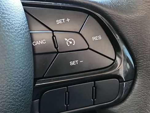 Used 2020 Jeep Renegade Altitude image 30