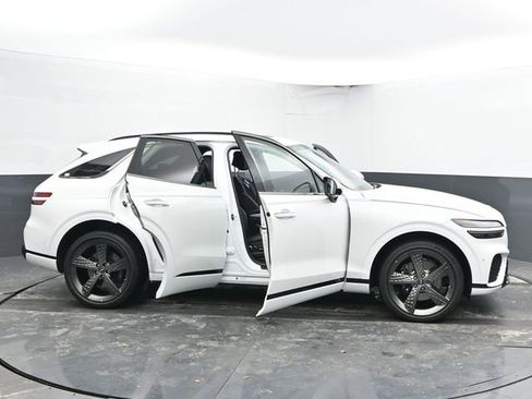 Used 2023 Genesis GV70 2.5T Sport Prestige w/ Sport Prestige Package image 59