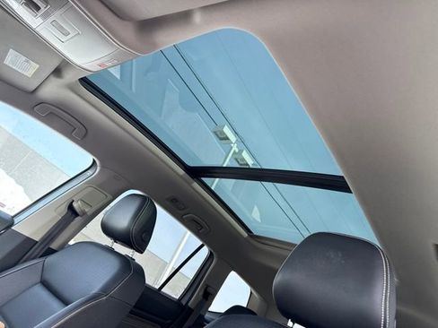 Used 2023 Volkswagen Atlas SEL image 56