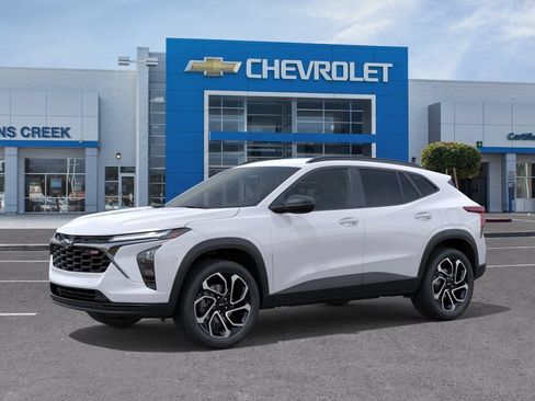 New 2026 Chevrolet Trax RS w/ Driver Confidence Package FWD image 6