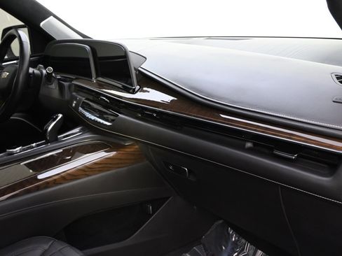 Certified 2023 Cadillac Escalade Sport Platinum image 15