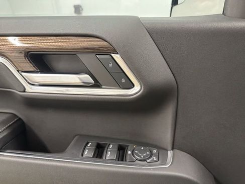 Used 2024 Chevrolet Silverado 1500 LT Trail Boss image 28