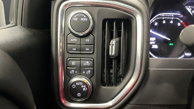Used 2021 GMC Sierra 1500 Elevation w/ X31 Off-Road Package AWD/4WD image 33