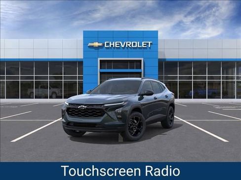 New 2026 Chevrolet Trax LT w/ Driver Confidence Package FWD image 9