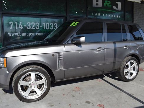 Used 2005 Land Rover Range Rover HSE image 3
