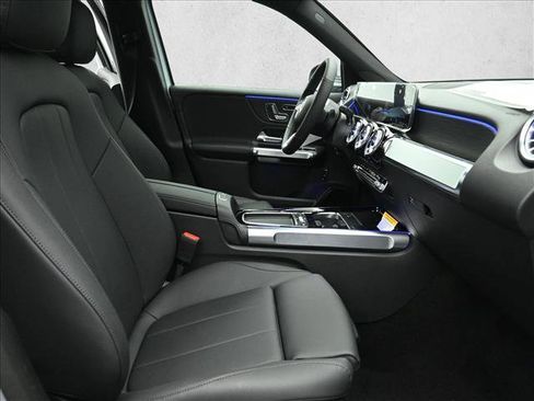 Certified 2026 Mercedes-Benz GLB 250 4MATIC image 26
