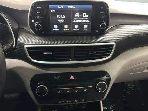 Used 2021 Hyundai Tucson SE w/ Cargo Package FWD image 15