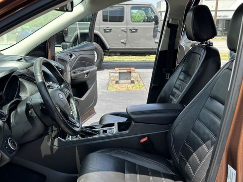 Used 2017 Ford Escape Titanium FWD image 25